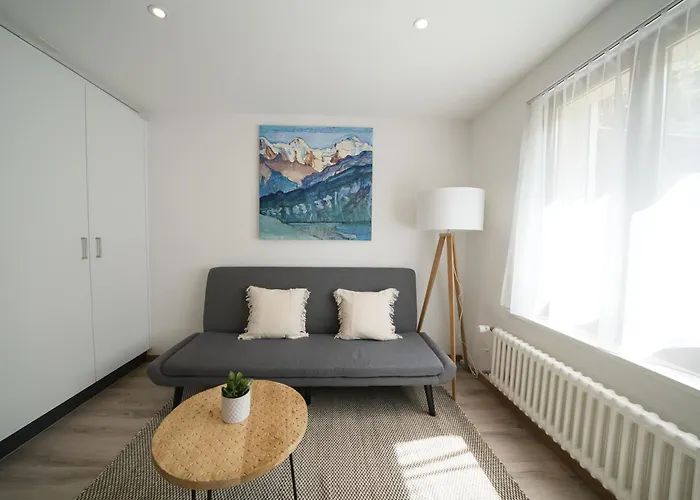 Bijou With Ambiance Near Appartamento Faulensee